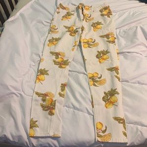 Lemon white jeans